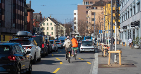 Svizzera due volte più pericolosa dei Paesi Bassi per i ciclisti