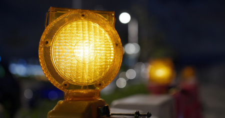 Un'altra notte di lavori sulla strada per Cureggia
