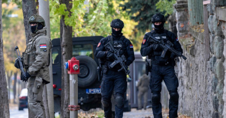 Ambasciata israeliana nel mirino: poliziotto ferito, attentatore neutralizzato