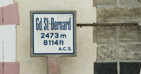 Chiude il passo del Gran San Bernardo