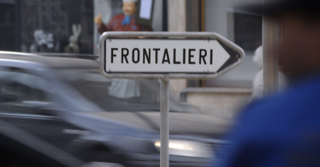 Un frontaliere su due si sente pagato meno dei colleghi svizzeri
