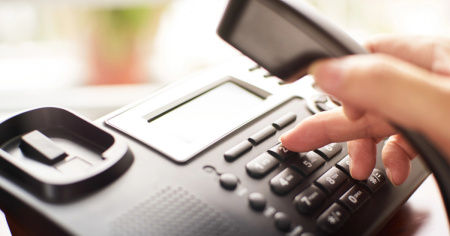 PostFinance bocciata sulle impronte vocali: serve il consenso esplicito dei clienti