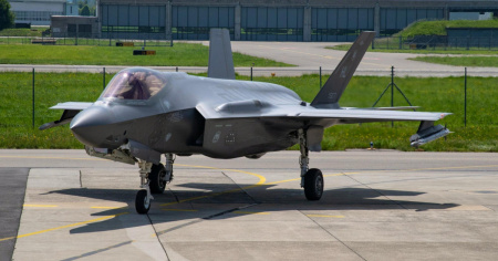 Dovremmo «rifilare» i suoi F-35 ad altri Paesi?