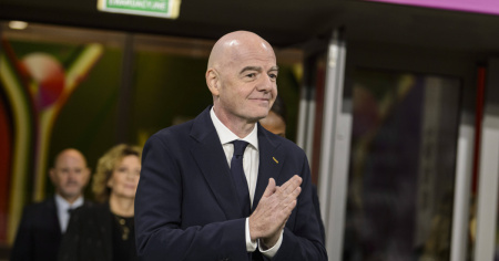 Infantino promette 25 milioni di dollari a ciascuno dei paesi membri