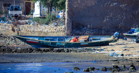 Tragedia al largo di Gibuti: 109 migranti morti, oltre 116 dispersi