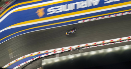 Verstappen vince la Sprint, Antonelli allunga in classifica