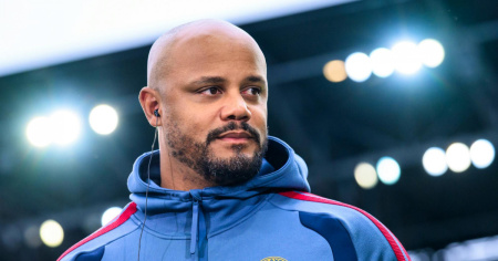 Kompany ricoverato dopo il malore: «È stabile, ma resterà fuori per settimane»