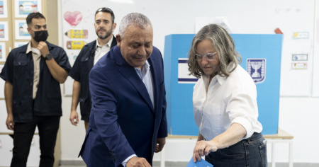 Affluenza da record e accuse incrociate tra Netanyahu e Eisenkot