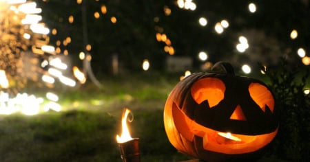 Morges vieta gli ordigni pirotecnici durante Halloween