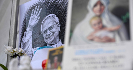 Papa Leone lascerà l'ospedale nel pomeriggio