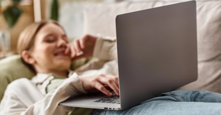 Verso una stretta sui social: ecco cosa potrebbe cambiare