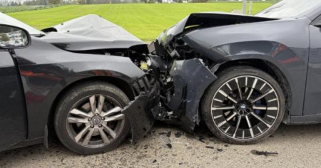 Possibile malore alla guida, 83enne muore in uno scontro frontale