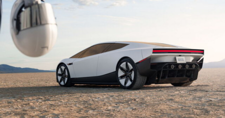 Tesla Roadster, la supercar elettrica dalla spinta “spaziale”