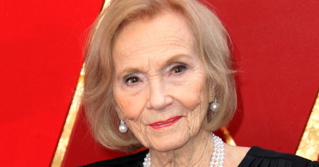 Addio a Eva Marie Saint, vinse l'Oscar per Fronte del Porto