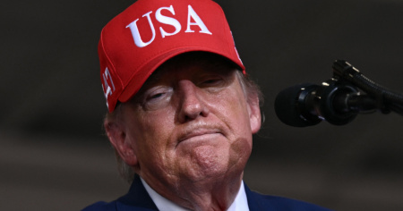 Trump sospende importanti sanzioni contro Russia