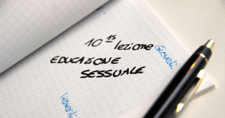 Educazione sessuale nelle scuole, il Governo sostiene il potenziamento dei Consultori
