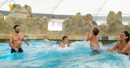 Alla Splash & SPA Tamaro torna il Pool Party Family