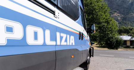 Estradato per riciclaggio e legami mafiosi