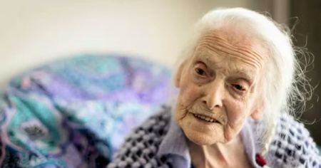 Addio a Hedwig Zaugg: la donna più anziana della Svizzera aveva 111 anni