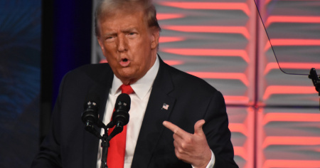 Trump torna a sostenere l'ora legale permanente