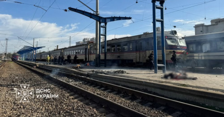 «Attacco russo alla banchina ferroviaria: 13 morti»