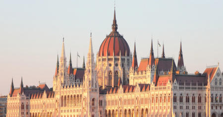 Dopo Orban, adottata prima legge che elimina disposizioni anti-Lgbt+