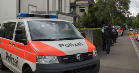 Condannato a 12 anni per aver sparato contro due agenti, poi sarà espulso