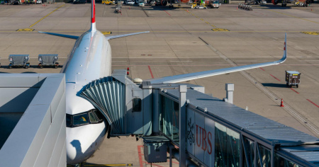 Traffico aereo in tilt: guasto ai sistemi Skyguide blocca metà dei voli svizzeri